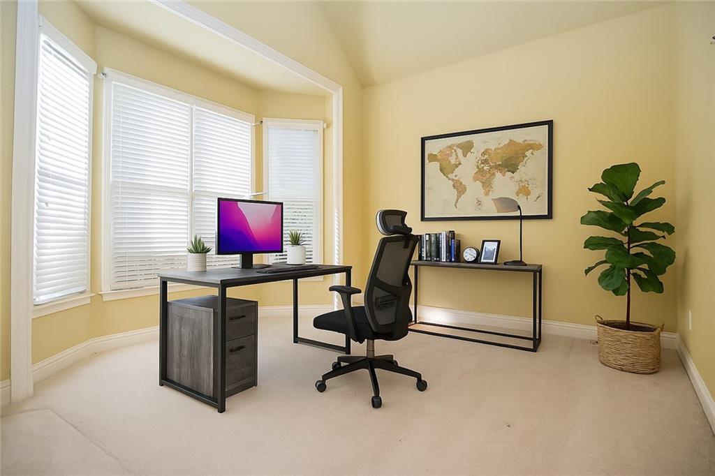 Laurel Ridge - Residential