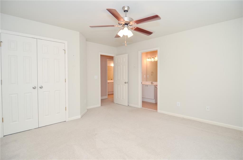 Laurel Ridge - Residential