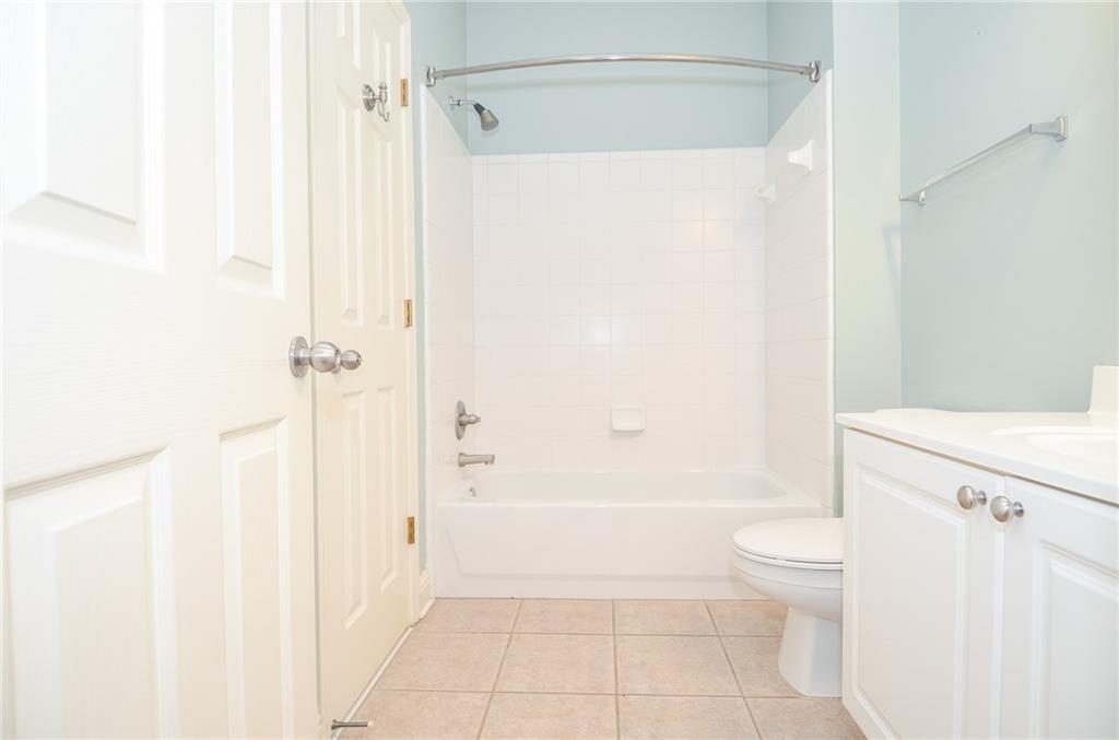 Laurel Ridge - Residential