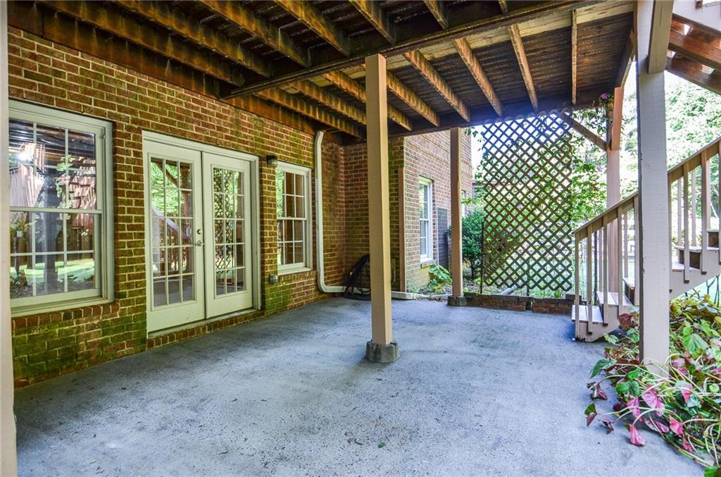 Laurel Ridge - Residential