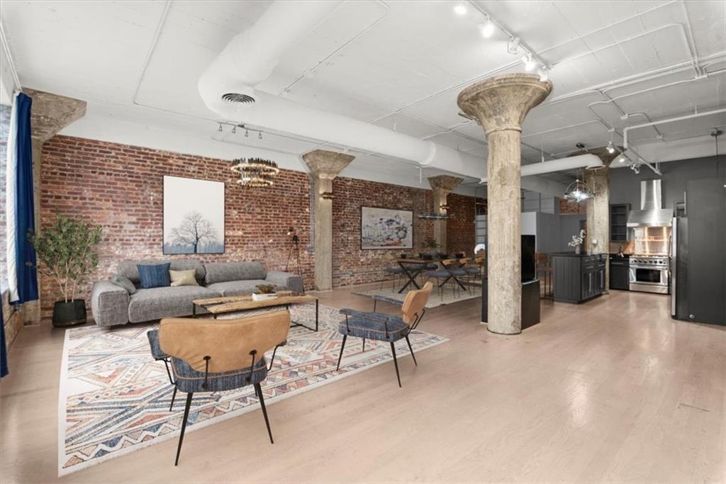 434 Marietta Street NW 301