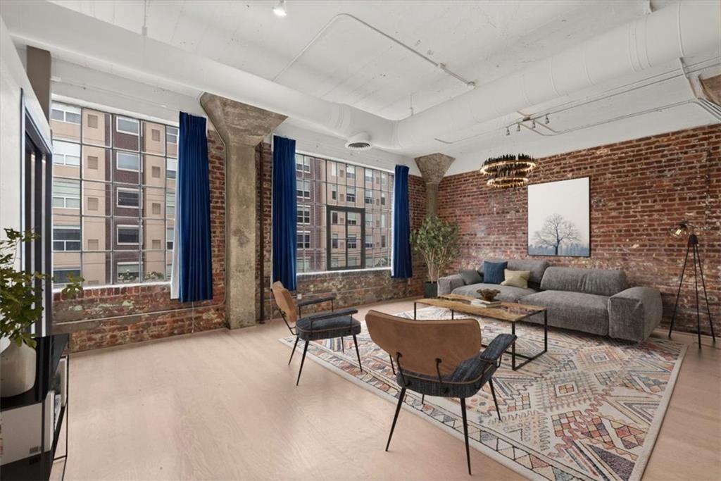 434 Marietta Street NW 301