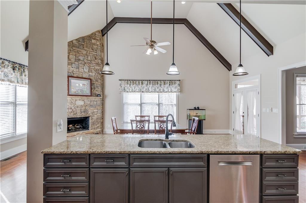 5016 Deer Creek Court, Flowery Branch, Georgia image 18