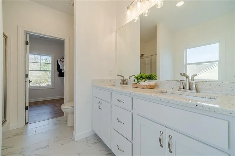 Cleveland, Georgia 30528, United States, 4 Bedrooms Bedrooms, ,3 BathroomsBathrooms,Residential,Active,17354