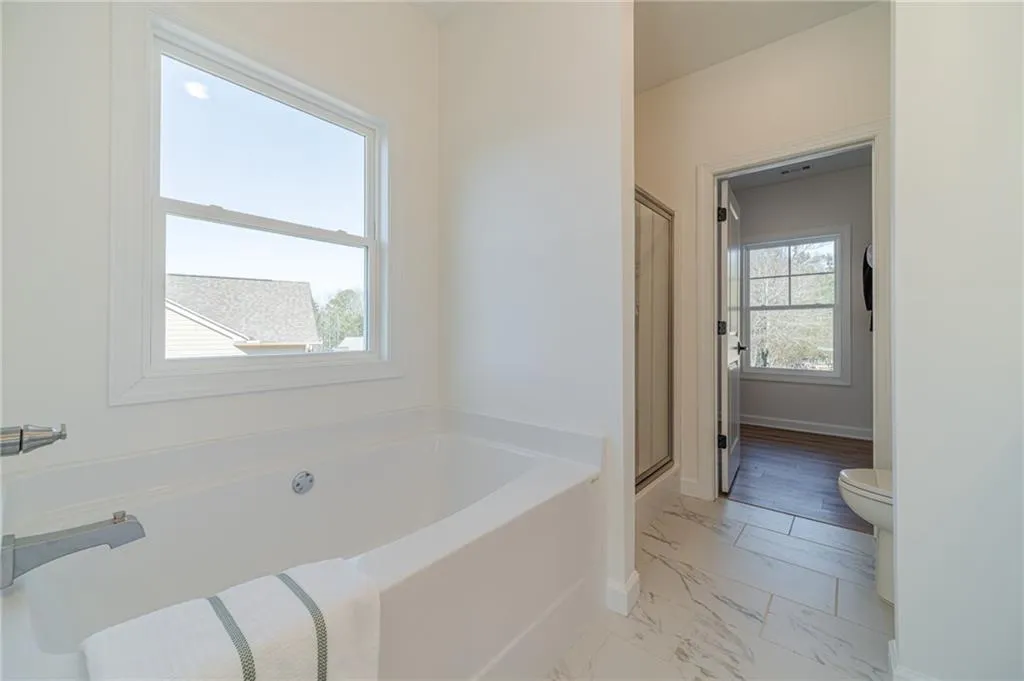 Cleveland, Georgia 30528, United States, 4 Bedrooms Bedrooms, ,3 BathroomsBathrooms,Residential,Active,17354