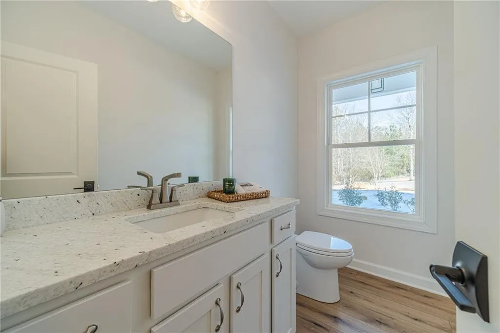 Cleveland, Georgia 30528, United States, 4 Bedrooms Bedrooms, ,3 BathroomsBathrooms,Residential,Active,17354