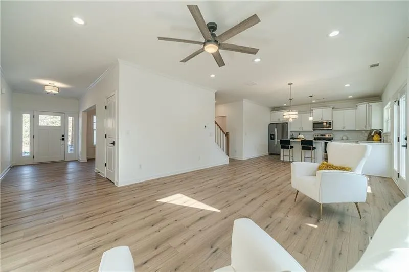 Cleveland, Georgia 30528, United States, 4 Bedrooms Bedrooms, ,3 BathroomsBathrooms,Residential,Active,17354