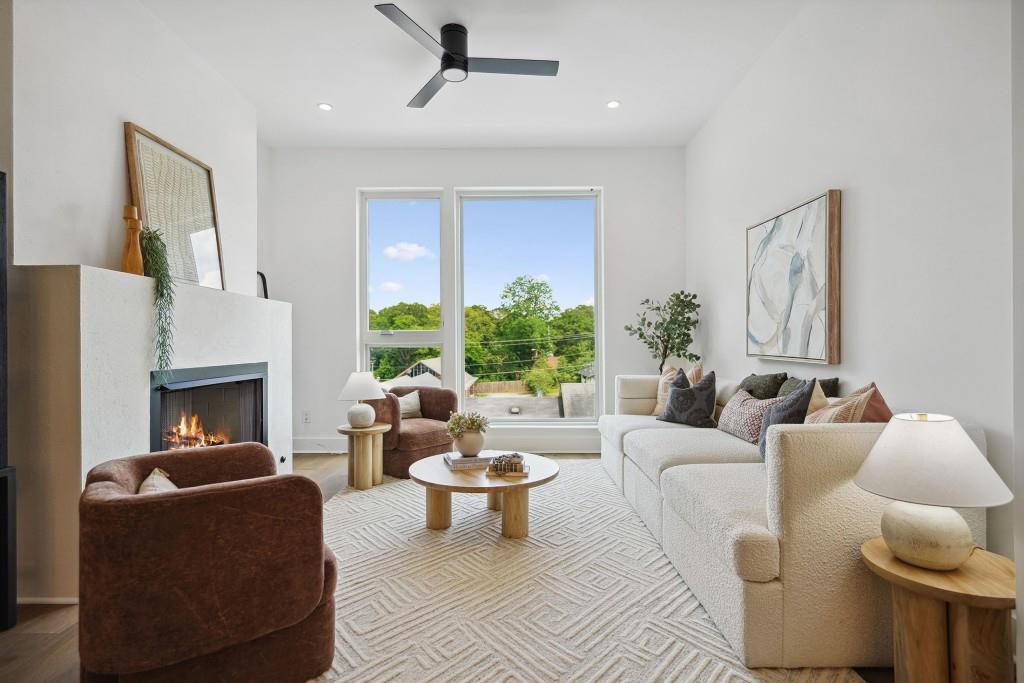 1570 Flat Shoals Rd SE 4