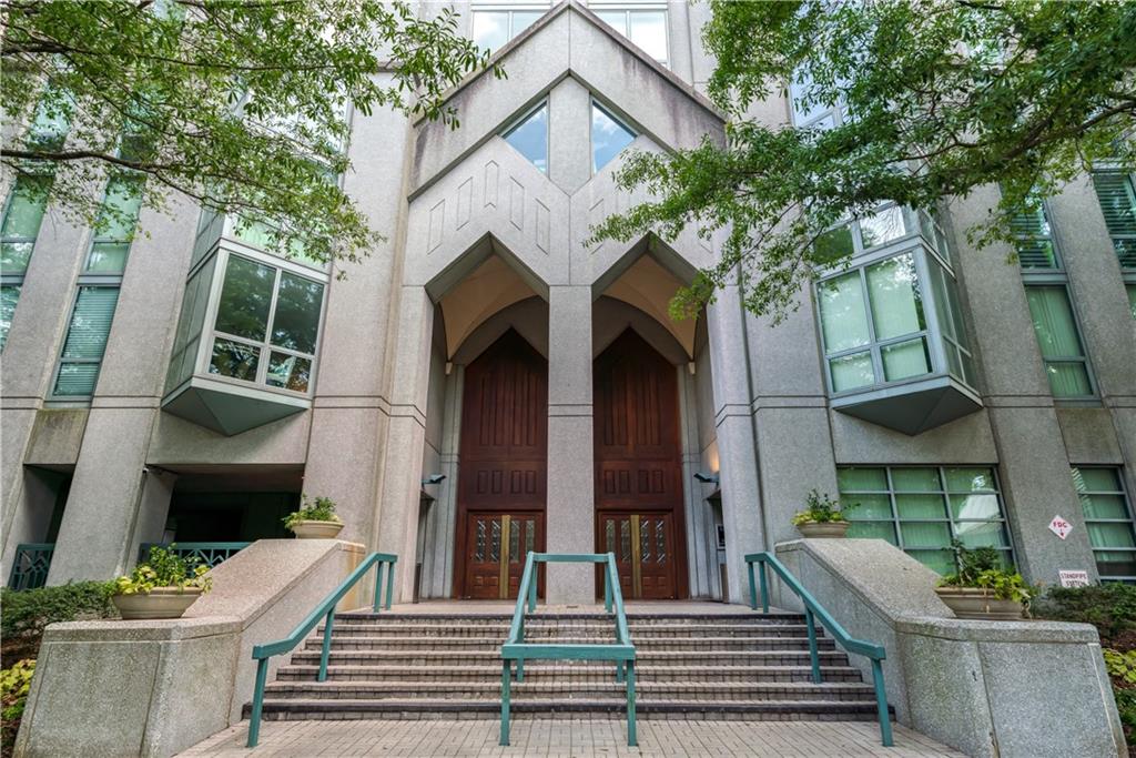 2870 Pharr Court South NW 607