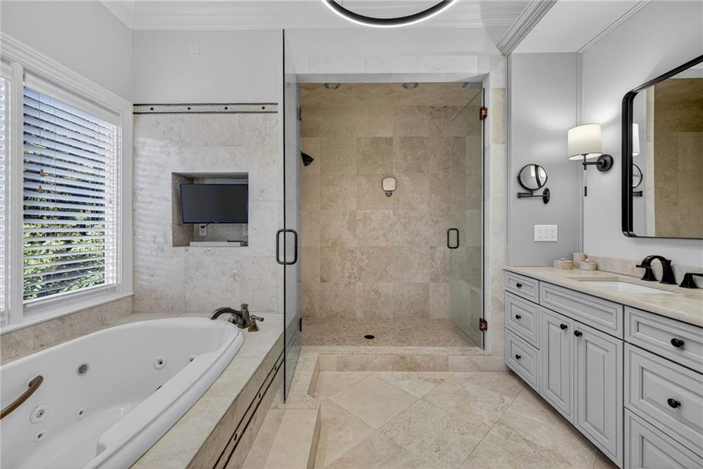 The Highlands At North Valley - Residential