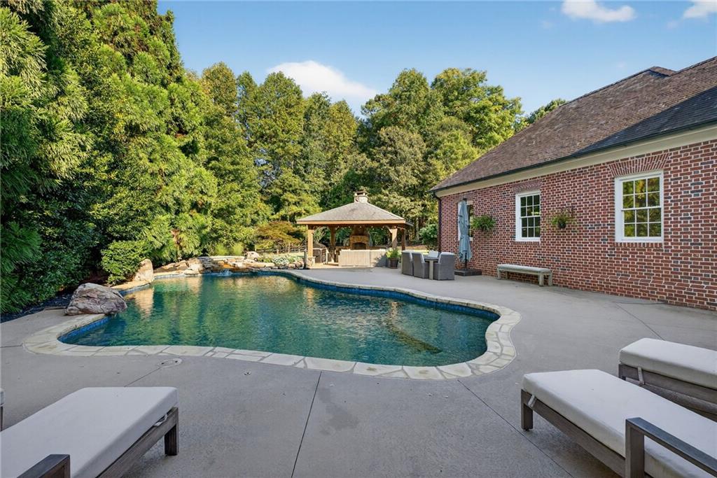 The Highlands At North Valley - Residential