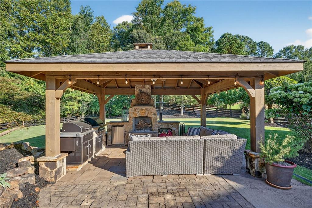 The Highlands At North Valley - Residential