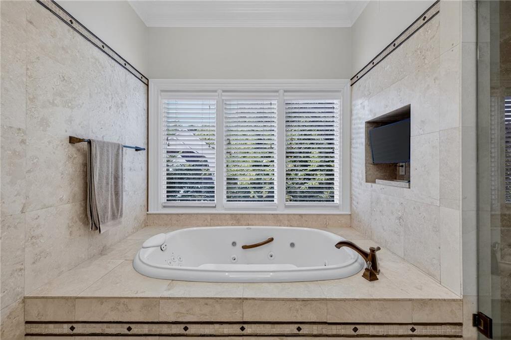 The Highlands At North Valley - Residential