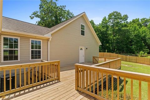 A home in Newnan