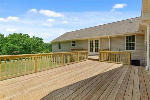 A home in Newnan