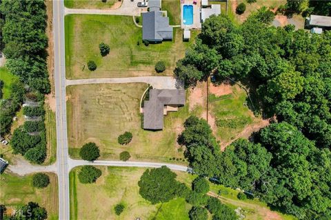 A home in Newnan