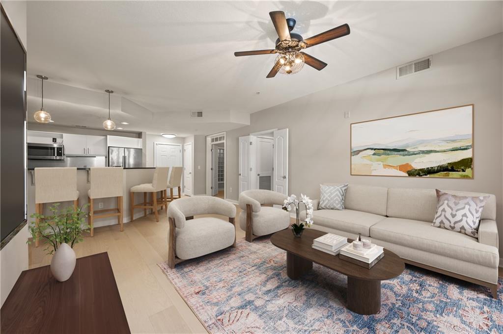 390 17th Street NW 2005