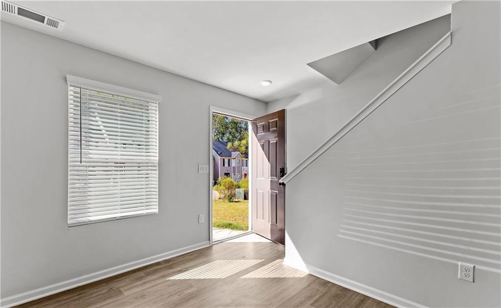 Crestview Townhomes - Residential