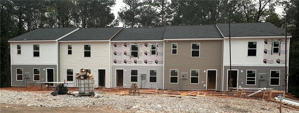Crestview Townhomes - Residential