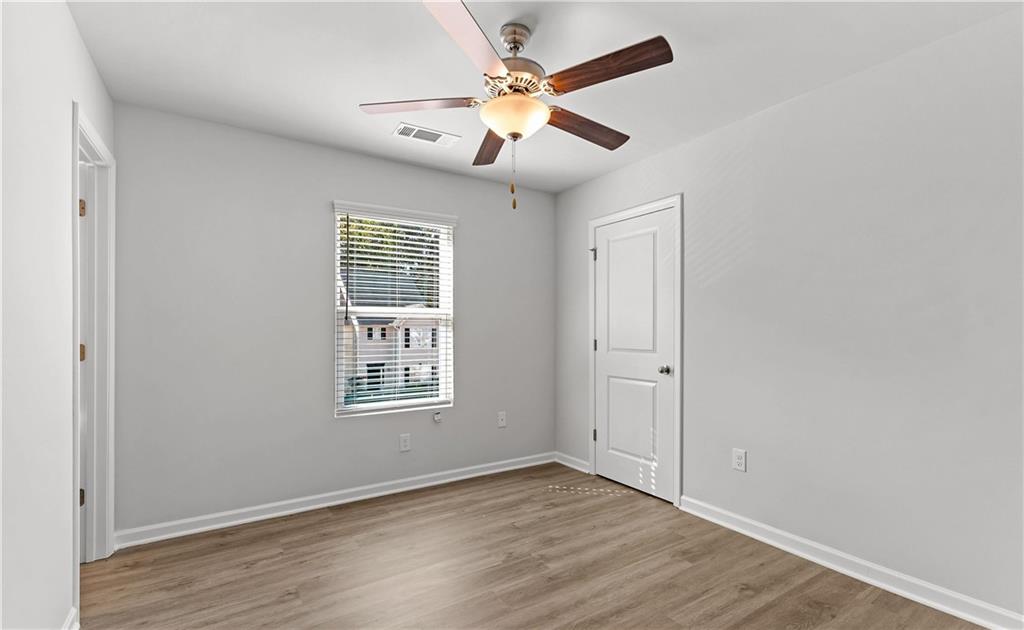 Crestview Townhomes - Residential