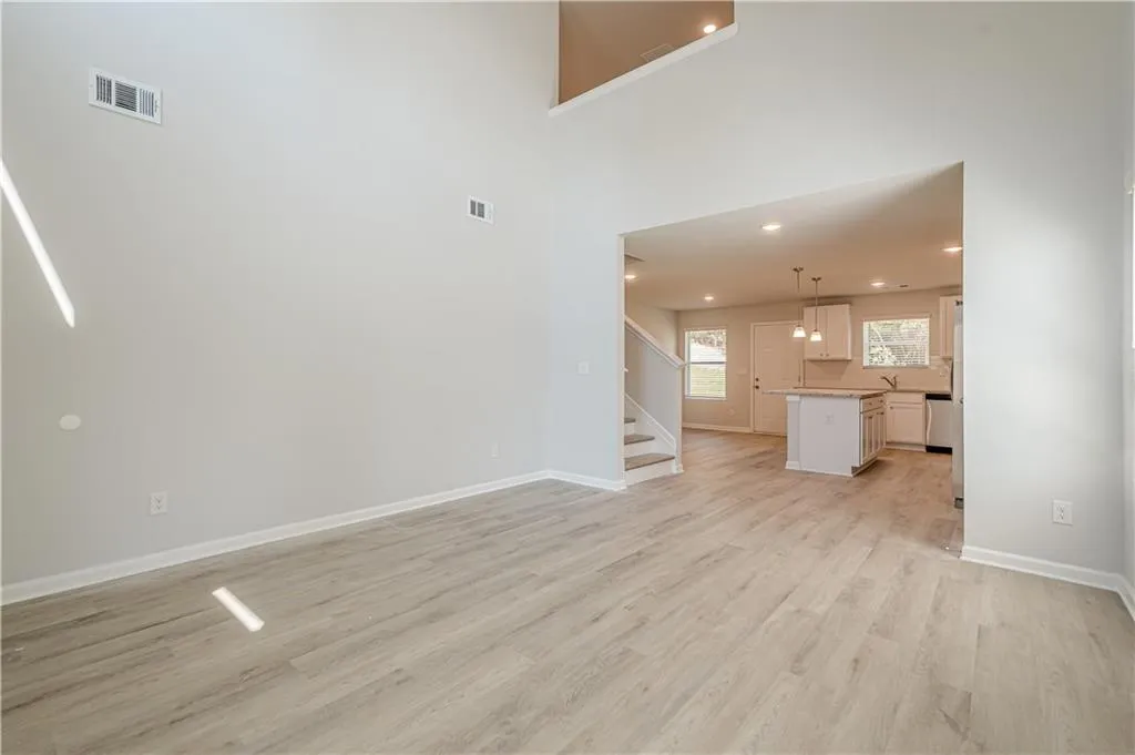 Dallas, Georgia 30157, United States, 4 Bedrooms Bedrooms, ,3 BathroomsBathrooms,Residential,Active,94163