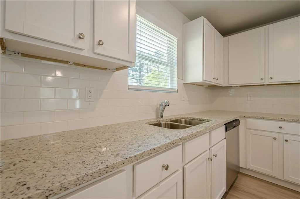 Dallas, Georgia 30157, United States, 4 Bedrooms Bedrooms, ,3 BathroomsBathrooms,Residential,Active,94163