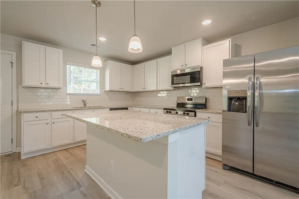 Dallas, Georgia 30157, United States, 4 Bedrooms Bedrooms, ,3 BathroomsBathrooms,Residential,Active,94163