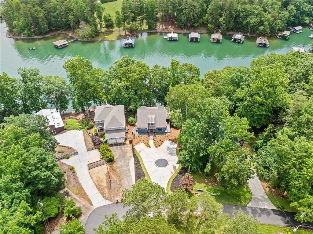 6900 Driskell Circle