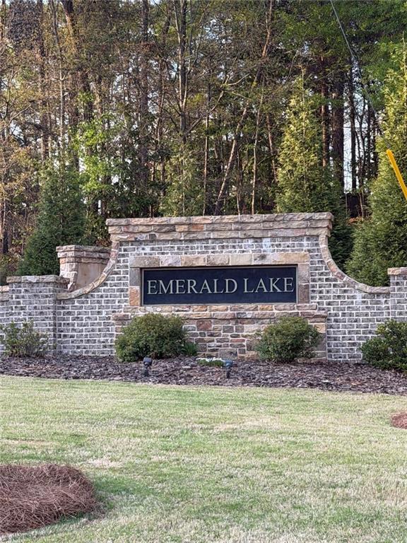 410 Emerald Parkway