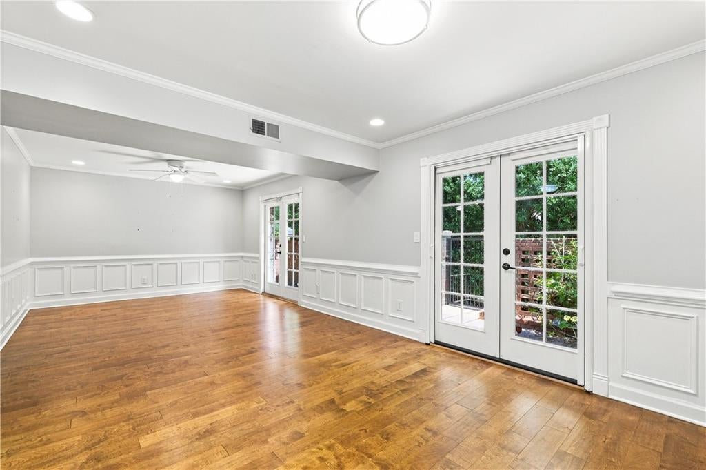 70 Old Ivy Road NE 56