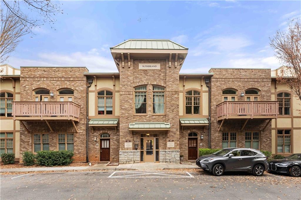 1884 Gordon Manor NE