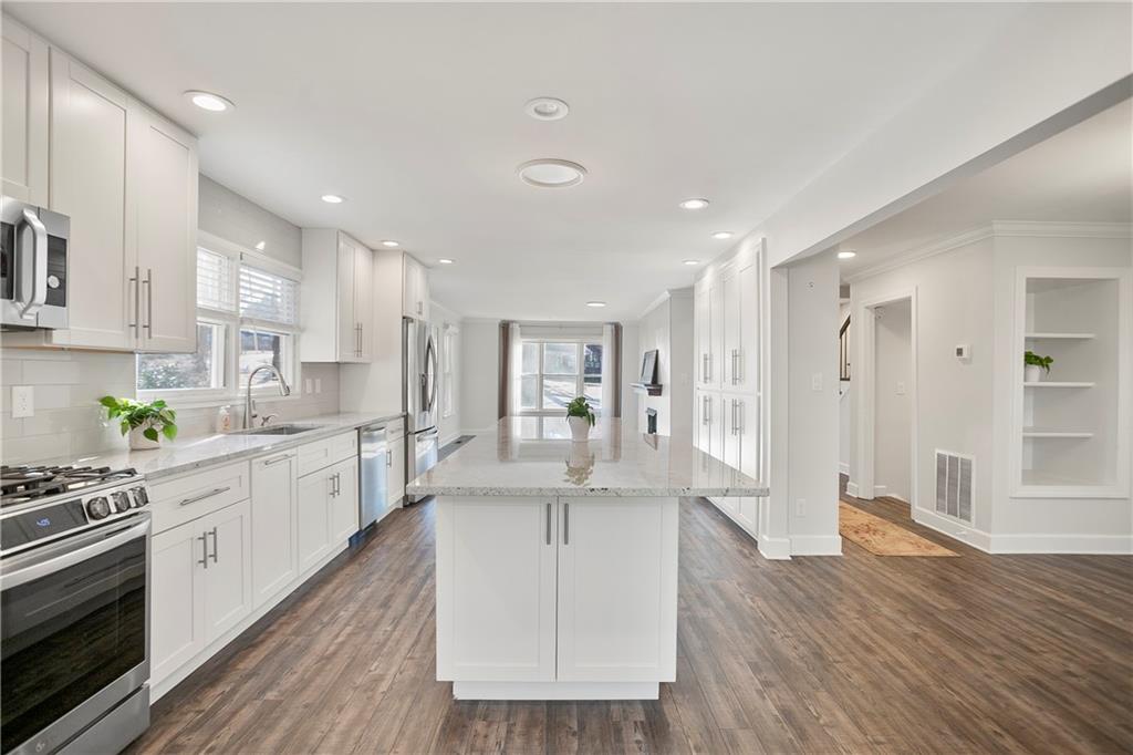 734 Olde Towne Lane