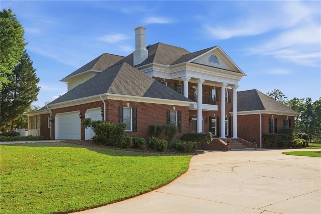 1202 Hodges Circle