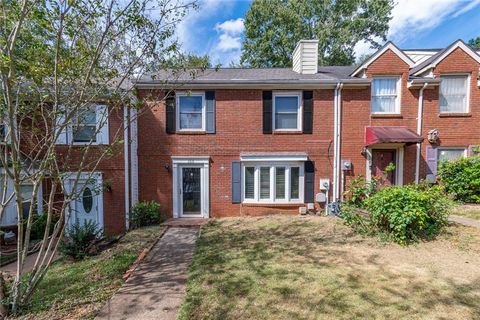 155 Willow Stream Court Roswell GA 30076