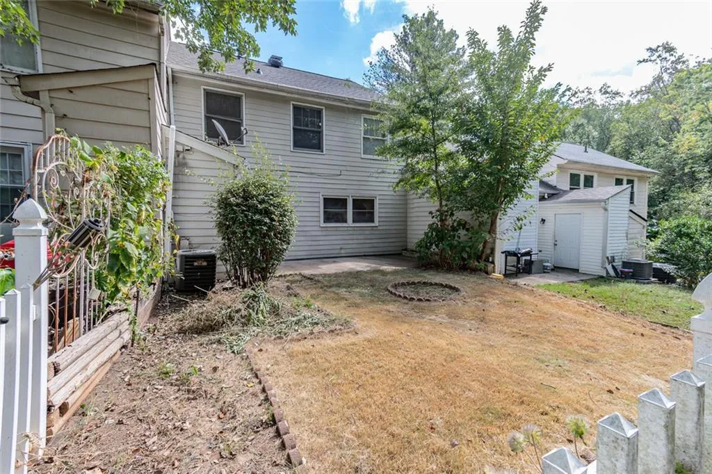 Roswell, Georgia 30076, United States, 2 Bedrooms Bedrooms, ,3 BathroomsBathrooms,Residential,Active,224426