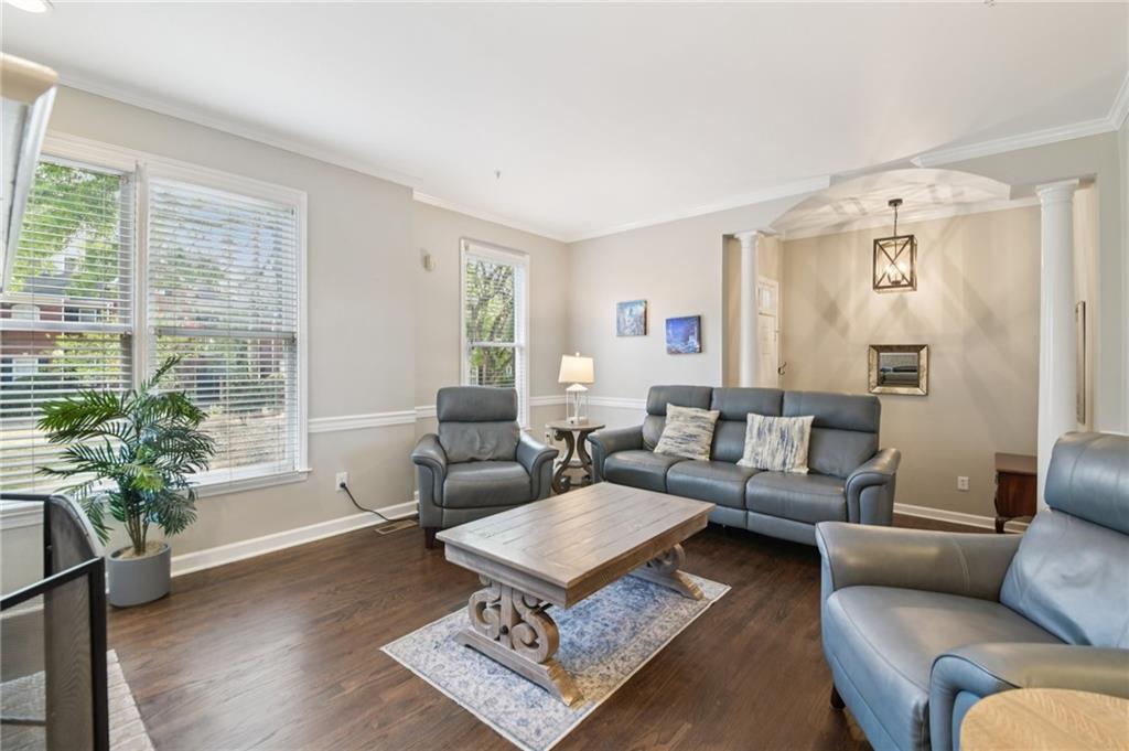 1192 Brookhaven Glen NE