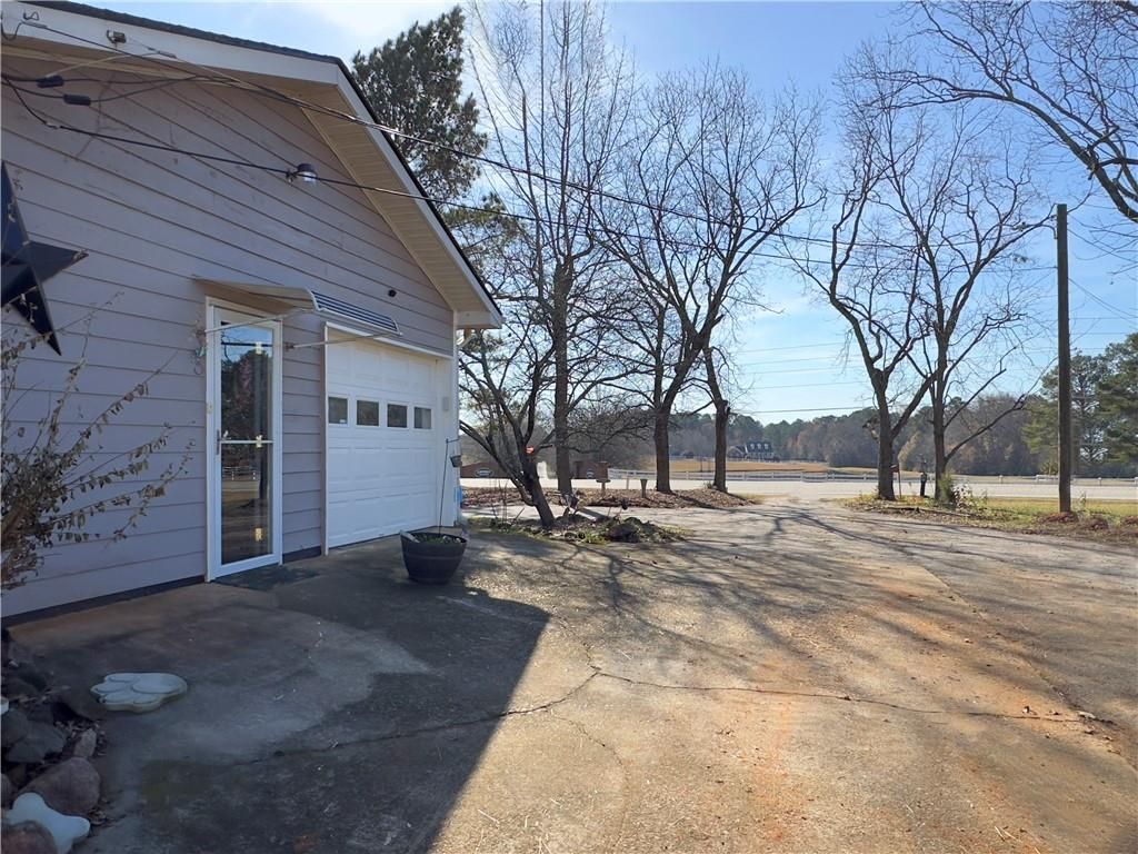 listing image 44
