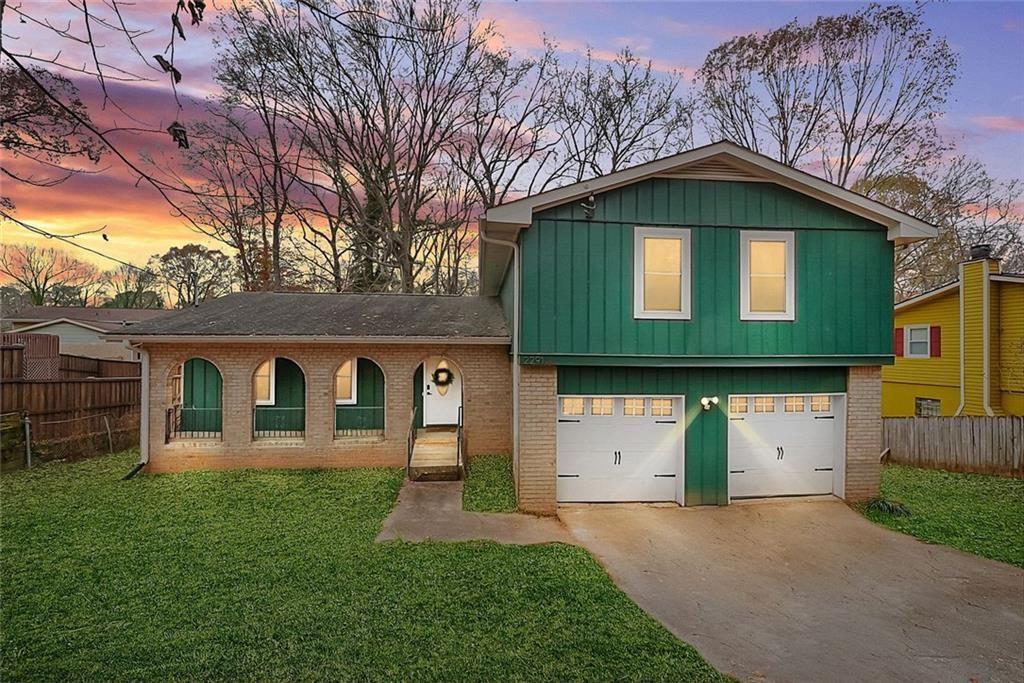 2291 Chevy Chase Lane