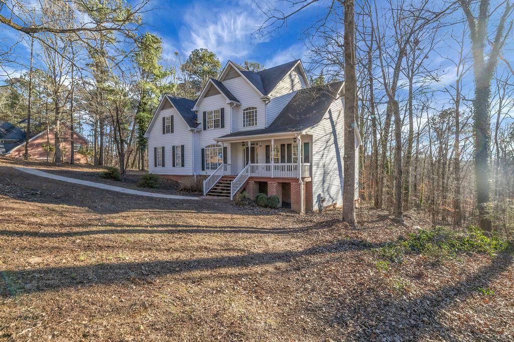 3203 Woodhaven Court SW