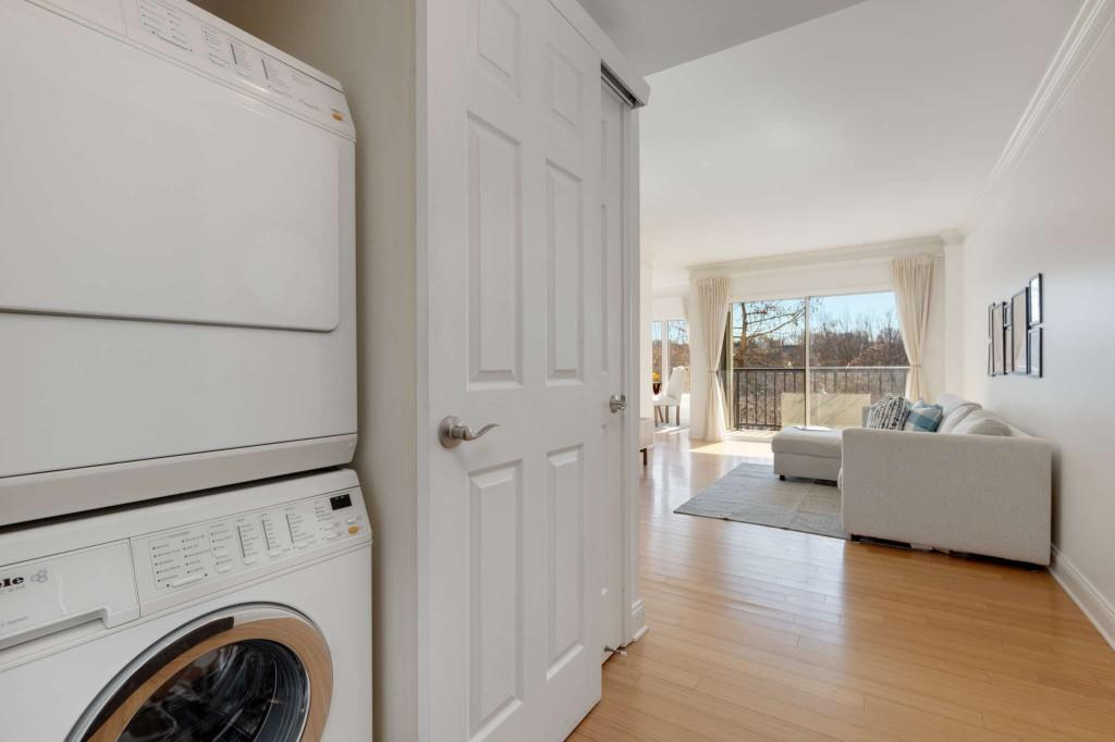275 13th Street NE 402