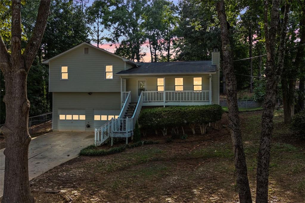 33 Dalena Way