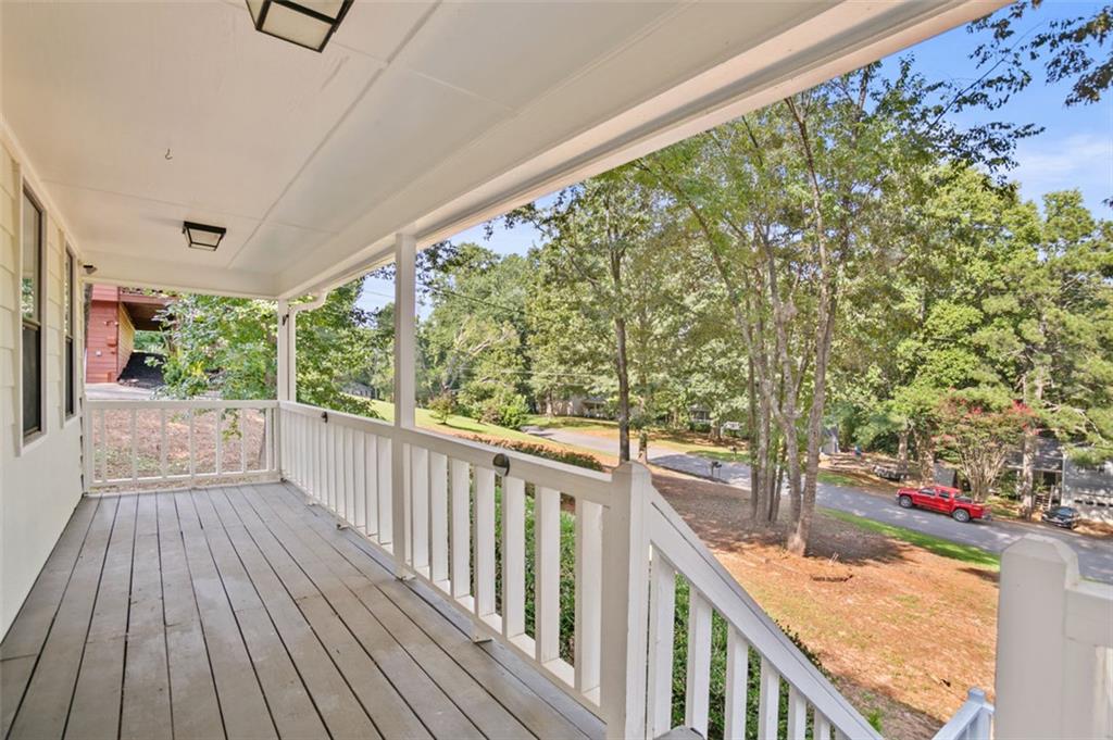33 Dalena Way