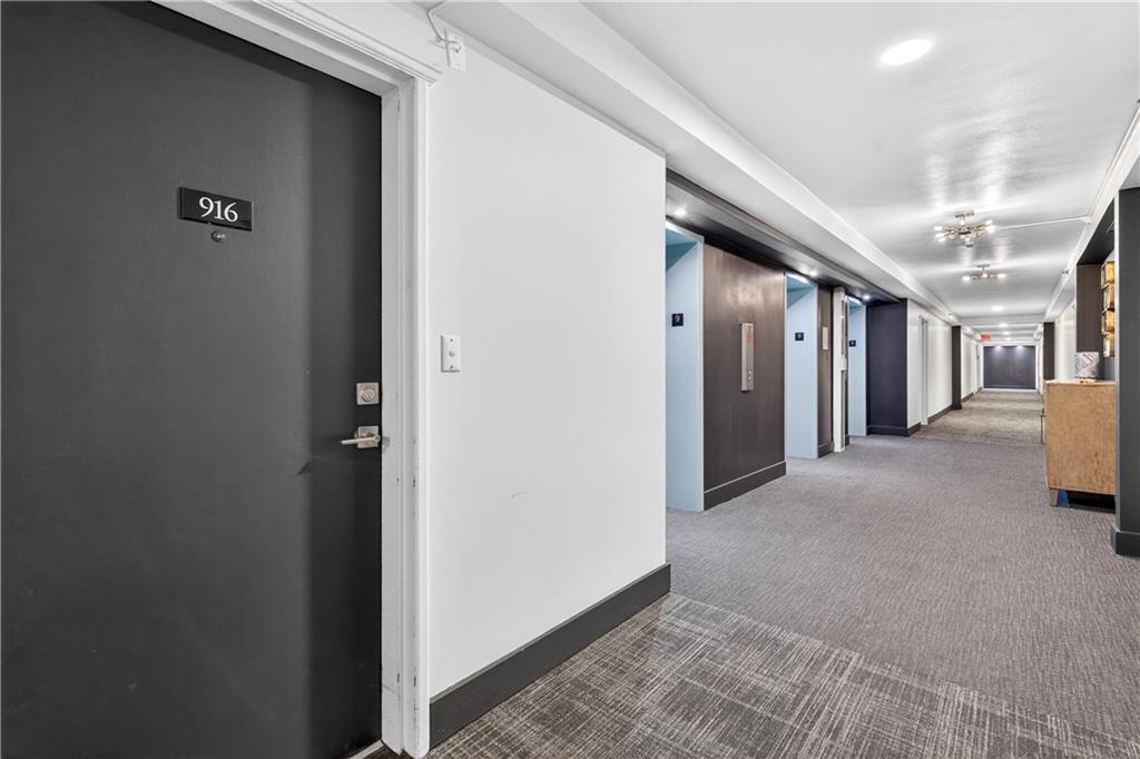620 Peachtree Street NE 916