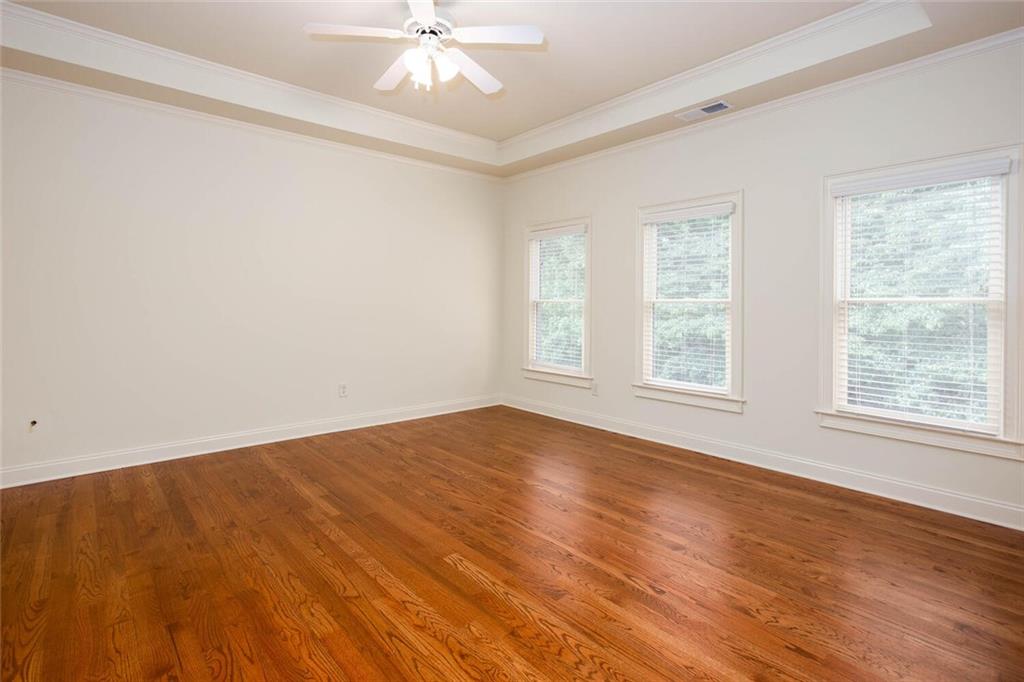 North Hembree Manor - Residential