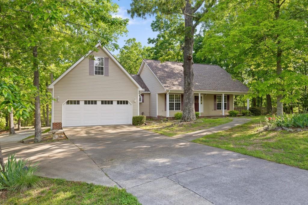 248 Courtney Circle, Rocky Face, Georgia image 2