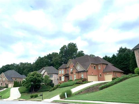 932 Heathchase Drive Suwanee GA 30024