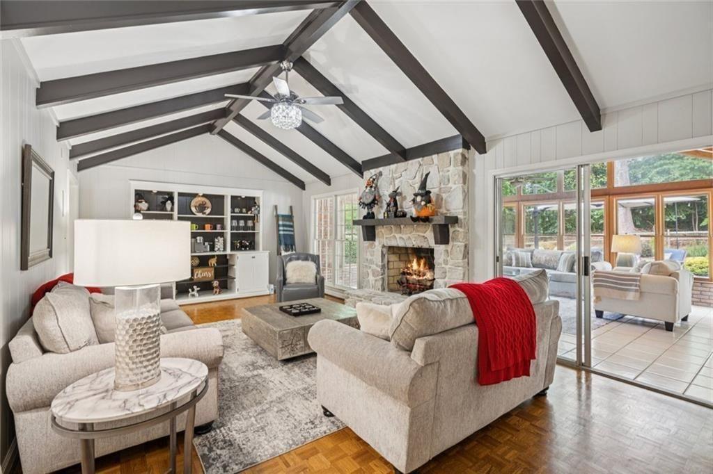 5662 Queensborough Drive
