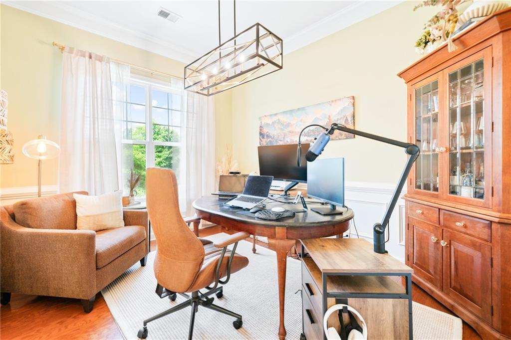 1996 Cobblestone Circle NE