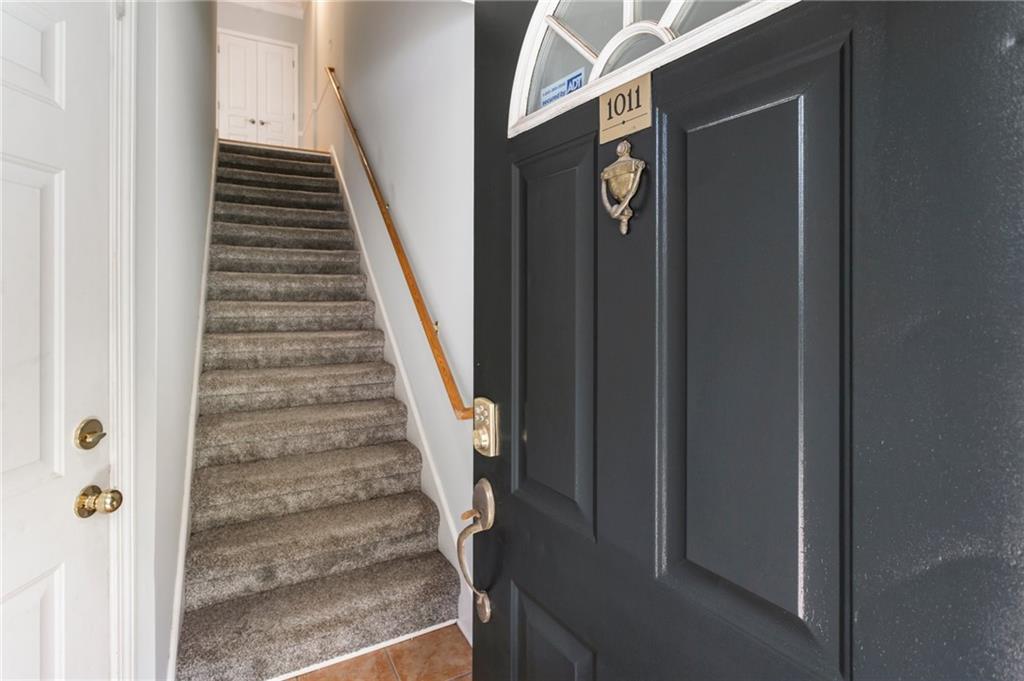 375 Highland Avenue NE 1011