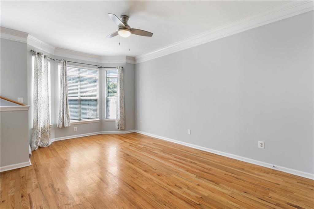 375 Highland Avenue NE 1011